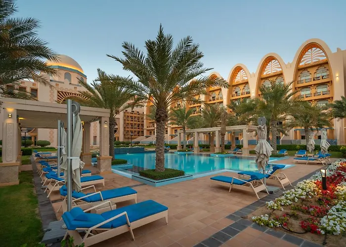 Globalstay At Palm Jumeirah Beachfront Paradise With Pool And Gym Dubai, United Arab Emirates
