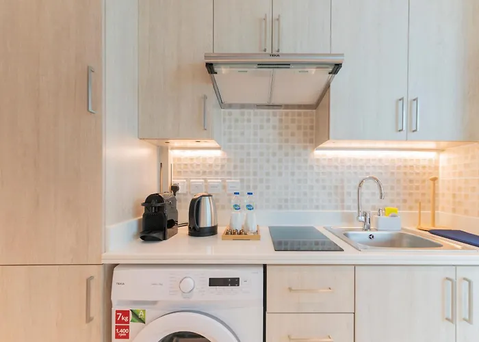 Studio With Private Beach Access At Palm Jumeirah Dubai, United Arab Emirates