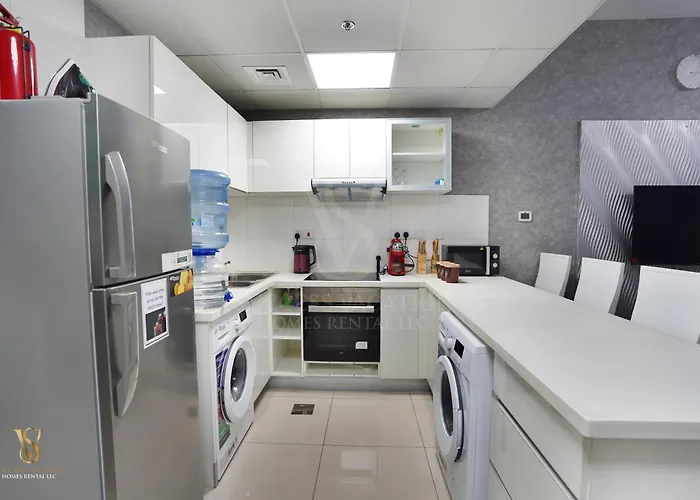 Success Luxury Apartment: Beachside Living with Daily Housekeeping Dubai, United Arab Emirates
