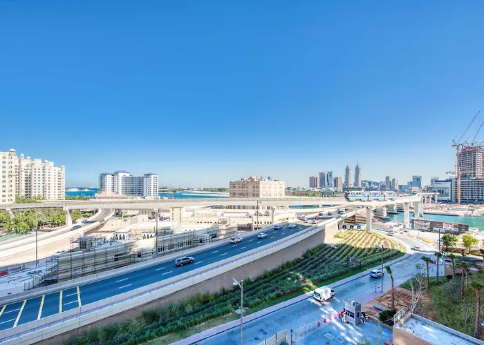 Five Palm Jumeirah Residences - Mint Stay Dubai, United Arab Emirates